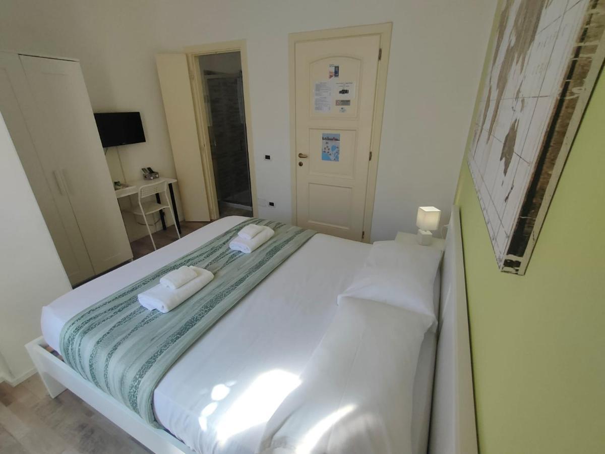 Iris Rooms Cagliari Extérieur photo